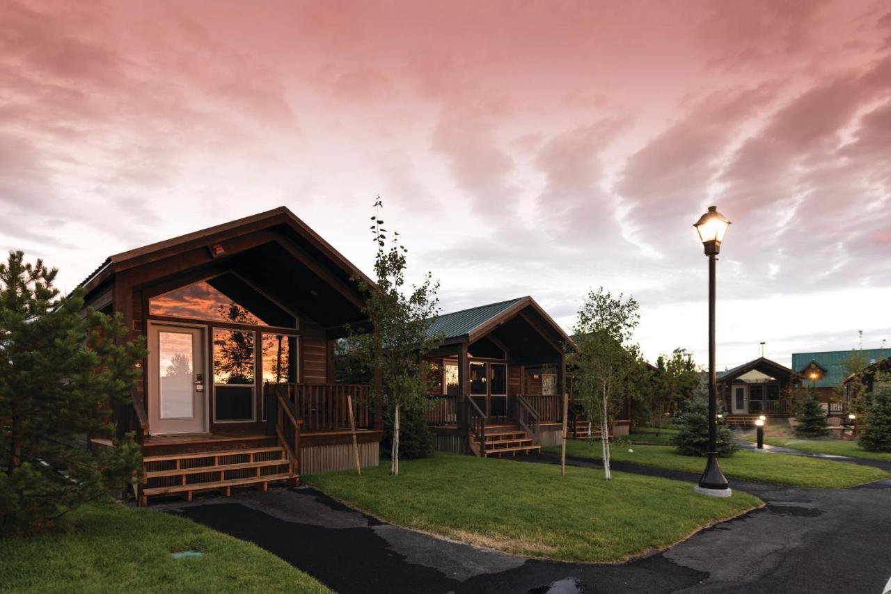 Explorer Cabins At Yellowstone West Yellowstone Exterior foto